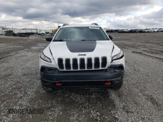 2017 Jeep Cherokee Trailhawk L Plus with VIN 1C4PJMBB7HW500120, listed as a Copart auction lot 84458794 with 157,311 mi miles and Salvage Title. Bid and sale history available at carsss.com. Image 5.