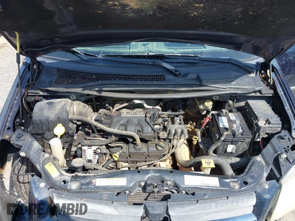 2008 Dodge Grand Caravan SE with VIN 1D8HN44H78B167114, listed as a IAAI auction lot 42542391 with 170,153 mi miles and . Bid and sale history available at DreamBid. Image 10.