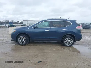 2015 Nissan Rogue SV with VIN 5N1AT2MV2FC792815, listed as a IAAI auction lot 41726739 with 206,296 mi miles. Bid and sale history available at carsss.com. Image 14.