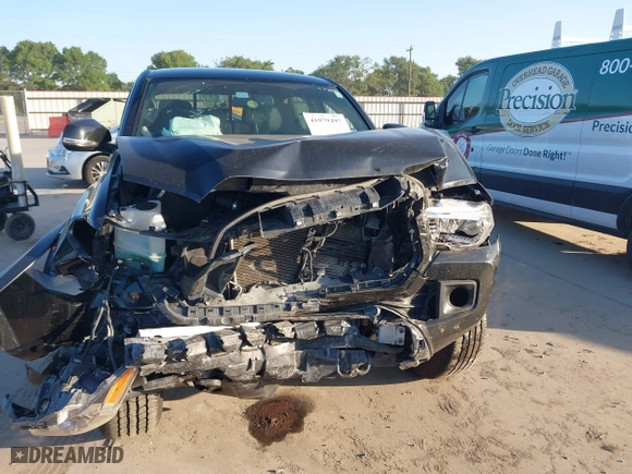 2016 Toyota Tacoma SR5 with VIN 3TMDZ5BN8GM004995, listed as a IAAI auction lot 41979497 with 91,227 mi miles. Bid and sale history available at carsss.com. Image 12.