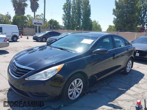 2013 Hyundai Sonata GLS z VIN 5NPEB4AC0DH532292, wystawiony jako IAAI lot #42465873 z przebiegiem Nie podano mil oraz . Historia ofert i sprzedaży dostępna na DreamBid. Obrazek 6.