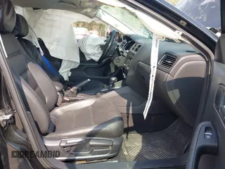 2015 Volkswagen Jetta SE с VIN 3VWLA7AJ4FM328759, выставлен на аукционе IAAI как лот 42451955 с пробегом 260 821 миль миль и . История ставок и продаж доступна на DreamBid. Изображение 5.