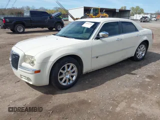 2010 Chrysler 300 C Hemi with VIN 2C3CA6CT8AH292887, listed as a IAAI auction lot 41844352 with 135,860 mi miles and . Bid and sale history available at carsss.com. Image 2.