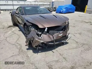 2024 Aston Martin DB12 z VIN SCFRMFFW3RGL12944, wystawiony jako Copart lot #61053374 z przebiegiem 472 mil mil oraz Szkoda całkowita • Salvage title. Historia ofert i sprzedaży dostępna na DreamBid. Obrazek 10.