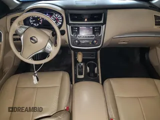 2017 Nissan Altima SR z VIN 1N4AL3APXHN307639, wystawiony jako Copart lot #63644055 z przebiegiem 169 979 mil mil oraz Szkoda całkowita • Salvage title. Historia ofert i sprzedaży dostępna na DreamBid. Obrazek 8.