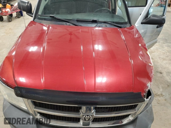 2008 Dodge Dakota SXT z VIN 1D7HW38K38S543504, wystawiony jako Copart lot #43649515 z przebiegiem 181 394 mil mil oraz Nie do naprawy • Non repairable. Historia ofert i sprzedaży dostępna na DreamBid. Obrazek 12.