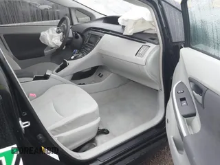2010 Toyota Prius II with VIN JTDKN3DU0A0157781, listed as a IAAI auction lot 41174354 with 112,278 mi miles. Bid and sale history available at carsss.com. Image 5.