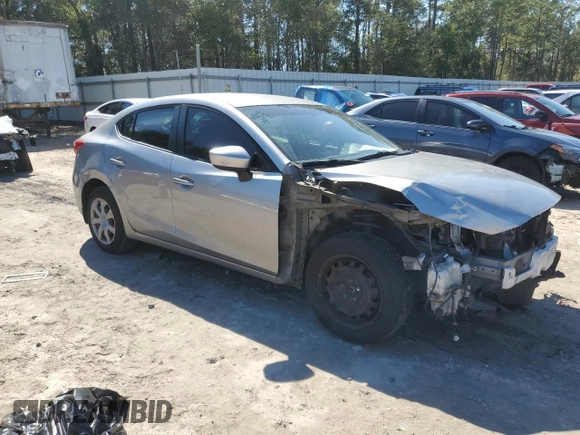 2014 Mazda 3 i Sport with VIN JM1BM1U71E1141218, listed as a Copart auction lot 46630375 with 163,752 mi miles and Salvage Title. Bid and sale history available at DreamBid. Image 4.