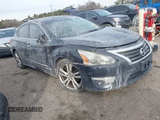 2013 Nissan Altima SV with VIN 1N4BL3AP2DC167015, listed as a IAAI auction lot 41406885 with 144,522 mi miles and . Bid and sale history available at DreamBid. Image 1.