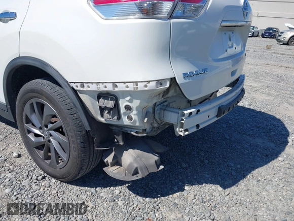 2016 Nissan Rogue SV with VIN KNMAT2MVXGP703040, listed as a IAAI auction lot 41781739 with 88,504 mi miles. Bid and sale history available at carsss.com. Image 6.