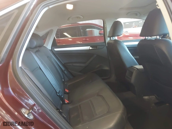 2012 Volkswagen Passat SE with VIN 1VWBH7A31CC015450, listed as a IAAI auction lot 41763605 with 160,288 mi miles. Bid and sale history available at carsss.com. Image 8.