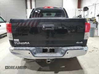 2013 Toyota Tundra Limited z VIN 5TFHY5F11DX272742, wystawiony jako Copart lot #82878854 z przebiegiem Nie podano mil oraz Czysty tytuł • Clean title. Historia ofert i sprzedaży dostępna na DreamBid. Obrazek 6.