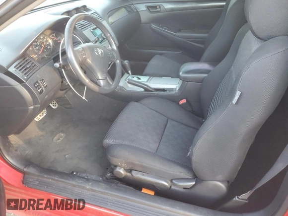 2004 Toyota Solara SE z VIN 4T1CA38P94U011182, wystawiony jako Copart lot #57995575 z przebiegiem 237 397 mil mil oraz Nie do naprawy • Non repairable. Historia ofert i sprzedaży dostępna na DreamBid. Obrazek 7.
