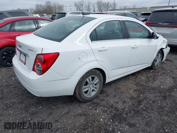 2015 Chevrolet Sonic LT with VIN 1G1JC5SH2F4105547, listed as a IAAI auction lot 42147287 with 59,073 mi miles and . Bid and sale history available at DreamBid. Image 4.