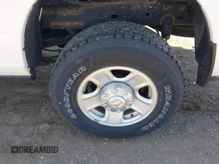 2019 Ram 2500 Tradesman with VIN 3C6MR5AJ4KG651441, listed as a IAAI auction lot 42090751 with 82,213 mi miles. Bid and sale history available at carsss.com. Image 12.
