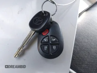 2017 Toyota Sienna LE Auto Access Seat с VIN 5TDKZ3DCXHS862073, выставлен на аукционе IAAI как лот 42328653 с пробегом 183 126 миль миль и . История ставок и продаж доступна на DreamBid. Изображение 11.