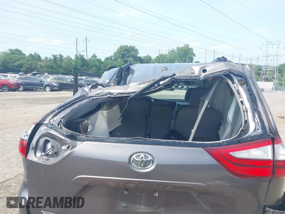 2017 Toyota Sienna XLE Auto Access Seat with VIN 5TDYZ3DC1HS778458, listed as a IAAI auction lot 42561524 with 113,960 mi miles and . Bid and sale history available at DreamBid. Image 6.