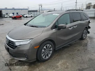 2021 Honda Odyssey EX-L with VIN 5FNRL6H77MB026329, listed as a Copart auction lot 48042705 with 45,046 mi miles and Salvage Title. Bid and sale history available at DreamBid. Image 1.