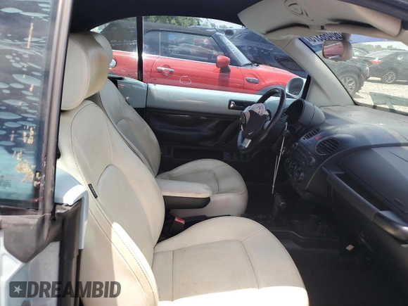 2010 Volkswagen Beetle Final Edition с VIN 3VWRW3AL4AM007786, выставлен на аукционе Copart как лот 60466375 с пробегом 177 966 миль миль и Списание • Salvage title. История ставок и продаж доступна на DreamBid. Изображение 10.