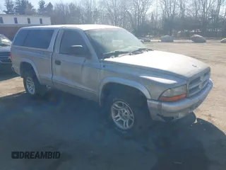 2001 Dodge Dakota with VIN 1B7GG26X31S159885, listed as a IAAI auction lot 41777960 with 91,393 mi miles and . Bid and sale history available at carsss.com. Image 1.