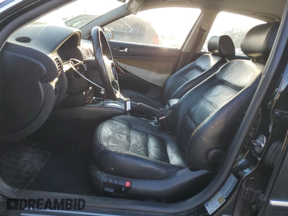 2004 Volkswagen Passat GLX with VIN WVWRH63BX4P143681, listed as a Copart auction lot 86345314 with 186,634 mi miles and Salvage title. Bid and sale history available at DreamBid. Image 7.