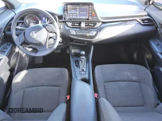 2019 Toyota C-HR XLE z VIN NMTKHMBXXKR081574, wystawiony jako Copart lot #51538735 z przebiegiem 55 345 mil mil oraz Tytuł czysty. Historia ofert i sprzedaży dostępna na DreamBid. Obrazek 8.