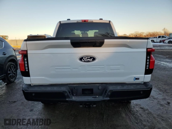 2024 Ford F-150 with VIN 1FT6W1B73RWG08257, listed as a Copart auction lot 89097355 with 516 mi miles and Salvage title. Bid and sale history available at DreamBid. Image 6.