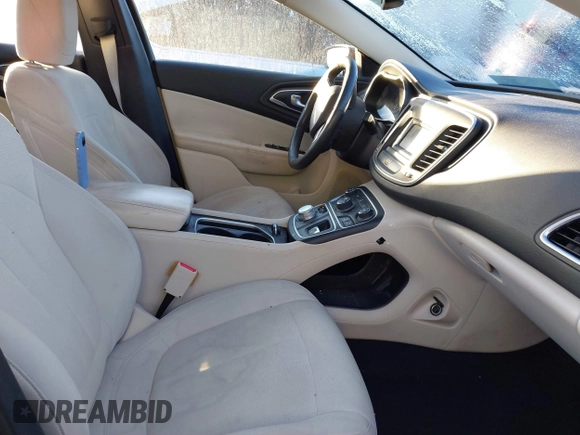 2015 Chrysler 200 Limited with VIN 1C3CCCAB1FN532993, listed as a IAAI auction lot 41435312 with 86,298 mi miles. Bid and sale history available at carsss.com. Image 5.