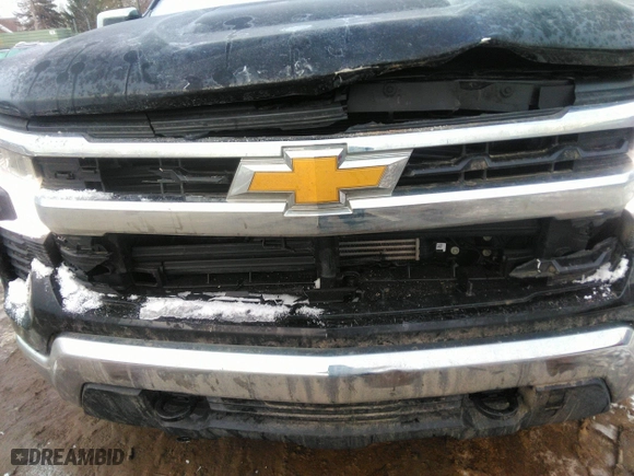 2022 Chevrolet Silverado 1500 LT with VIN 1GCPDKEKXNZ579932, listed as a IAAI auction lot 41479795 with 62,352 mi miles. Bid and sale history available at carsss.com. Image 17.