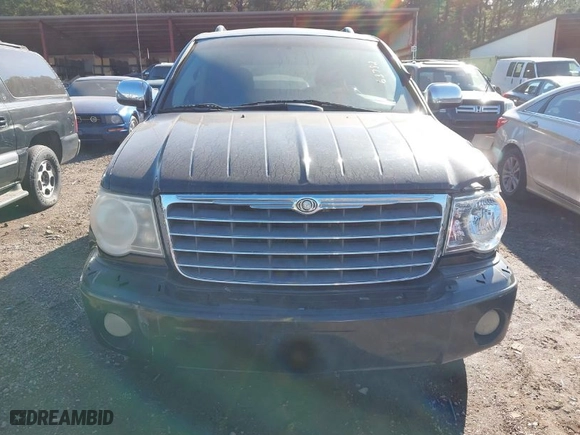 2007 Chrysler Aspen Limited with VIN 1A8HX58P97F504043, listed as a IAAI auction lot 41263782 with 366,605 mi miles. Bid and sale history available at carsss.com. Image 11.