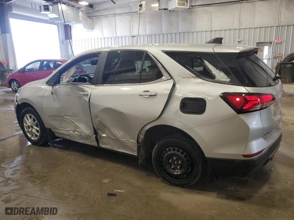 2022 Chevrolet Equinox LT with VIN 3GNAXUEV4NL258535, listed as a Copart auction lot 51595695 with 27,013 mi miles and Non Repairable. Bid and sale history available at carsss.com. Image 2.