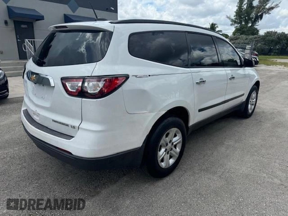 2016 Chevrolet Traverse LS with VIN 1GNKRFED2GJ236027, listed as a Copart auction lot 41712055 with 117,234 mi miles and Salvage Title. Bid and sale history available at carsss.com. Image 3.