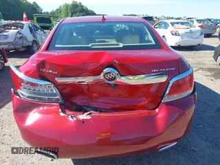 2013 Buick LaCrosse Premium 1 z VIN 1G4GF5E38DF221468, wystawiony jako IAAI lot #42206592 z przebiegiem 73 146 mil mil oraz . Historia ofert i sprzedaży dostępna na DreamBid. Obrazek 16.