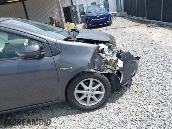 2014 Toyota Prius One with VIN JTDKDTB39E1070331, listed as a IAAI auction lot 42086348 with 219,028 mi miles and . Bid and sale history available at DreamBid. Image 18.