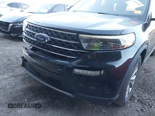2020 Ford Explorer XLT with VIN 1FMSK7DH2LGB73800, listed as a IAAI auction lot 41069995 with 91,742 mi miles. Bid and sale history available at carsss.com. Image 6.