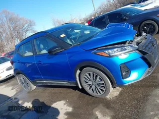 2024 Nissan Kicks SR with VIN 3N1CP5DV3RL495793, listed as a IAAI auction lot 41077823 with 17,252 mi miles and . Bid and sale history available at DreamBid. Image 13.