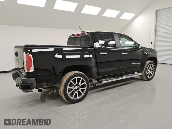 2021 GMC Canyon 4WD Denali with VIN 1GTG6EEN4M1118552, listed as a Copart auction lot 44969445 with 37,357 mi miles and Clean Title. Bid and sale history available at carsss.com. Image 3.