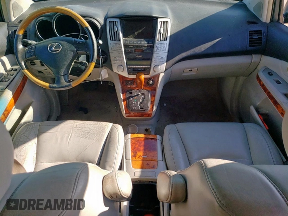 2006 Lexus RX 330 z VIN 2T2HA31U46C101684, wystawiony jako Copart lot #61847945 z przebiegiem 251 401 mil mil oraz Szkoda całkowita • Salvage title. Historia ofert i sprzedaży dostępna na DreamBid. Obrazek 8.