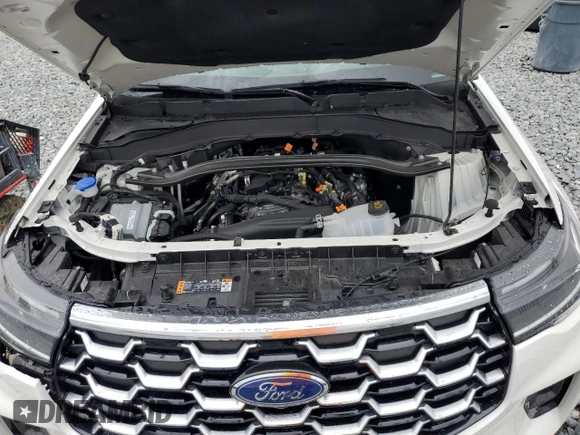 2025 Ford Explorer with VIN 1FMUK7HH8SGA05659, listed as a Copart auction lot 52077855 with 3,037 mi miles and Salvage title. Bid and sale history available at DreamBid. Image 12.