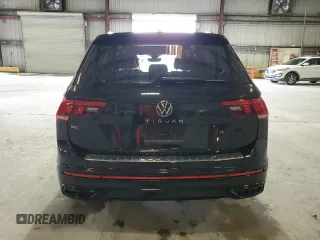 2022 Volkswagen Tiguan SE R-Line Black with VIN 3VVCB7AX1NM140818, listed as a Copart auction lot 71376004 with 29,190 mi miles and Salvage title. Bid and sale history available at DreamBid. Image 6.
