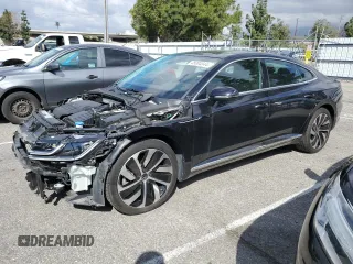 2021 Volkswagen Arteon SEL R-Line с VIN WVWHR7AN4ME005593, выставлен на аукционе Copart как лот 48084544 с пробегом 19 599 миль миль и . История ставок и продаж доступна на DreamBid. Изображение 1.