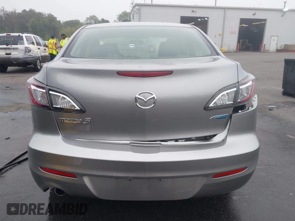 2012 Mazda 3 i Touring с VIN JM1BL1V8XC1544668, выставлен на аукционе IAAI как лот 42518880 с пробегом 111 554 миль миль и . История ставок и продаж доступна на DreamBid. Изображение 16.