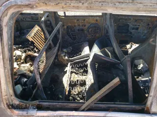 1994 Ford Explorer Eddie Bauer z VIN 1FMDU34X3RUA09355, wystawiony jako Copart lot #61954763 z przebiegiem Nie podano mil oraz Szkoda całkowita • Salvage title. Historia ofert i sprzedaży dostępna na DreamBid. Obrazek 11.