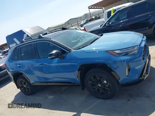 2024 Toyota RAV4 Hybrid XSE with VIN 4T3E6RFV8RU153892, listed as a IAAI auction lot 41848730 with 7,917 mi miles and . Bid and sale history available at carsss.com. Image 13.