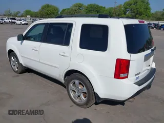 2015 Honda Pilot EX-L with VIN 5FNYF4H56FB061663, listed as a IAAI auction lot 41873152 with 211,876 mi miles and . Bid and sale history available at carsss.com. Image 3.