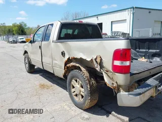 2008 Ford F-150 STX с VIN 1FTRX14W58FC30245, выставлен на аукционе IAAI как лот 42198644 с пробегом Не указан миль и . История ставок и продаж доступна на DreamBid. Изображение 3.