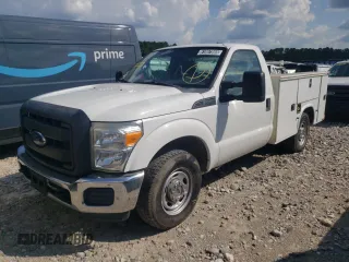 2015 Ford F-250 XL with VIN 1FTBF2A60FEB85510, listed as a Copart auction lot 61067865 with 223,575 mi miles and Clean title. Bid and sale history available at DreamBid. Image 1.