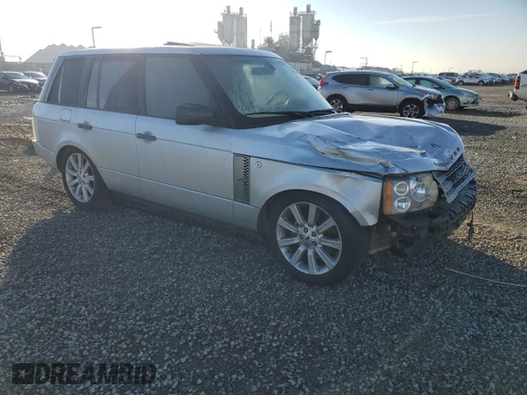 2006 Land Rover Range Rover SC z VIN SALMF134X6A205504, wystawiony jako Copart lot #88591205 z przebiegiem Nie podano mil oraz Szkoda całkowita • Salvage title. Historia ofert i sprzedaży dostępna na DreamBid. Obrazek 4.