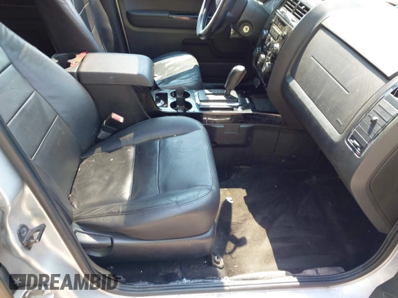 2011 Ford Escape Limited with VIN 1FMCU9EG4BKB00942, listed as a IAAI auction lot 42470733 with 247,461 mi miles and . Bid and sale history available at DreamBid. Image 5.