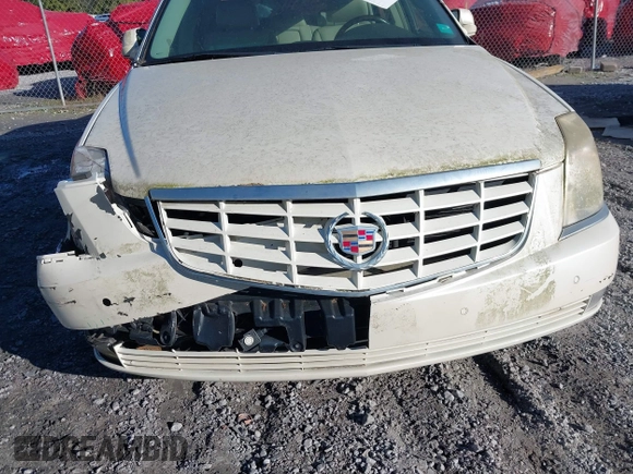2007 Cadillac DTS Performance with VIN 1G6KD57947U221850, listed as a IAAI auction lot 41274564 with Not Provided miles and . Bid and sale history available at carsss.com. Image 12.